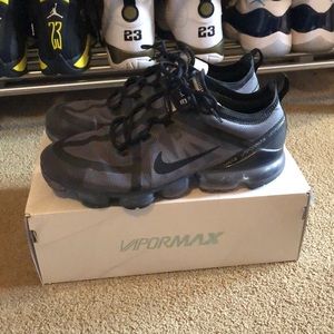 Nike Air Vapormax “Ghost Black”